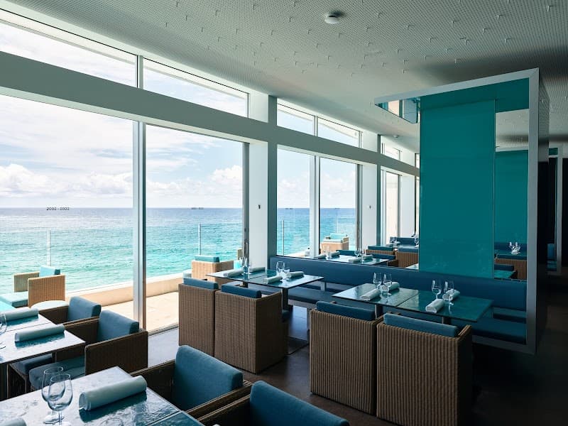 Icebergs Dining Room