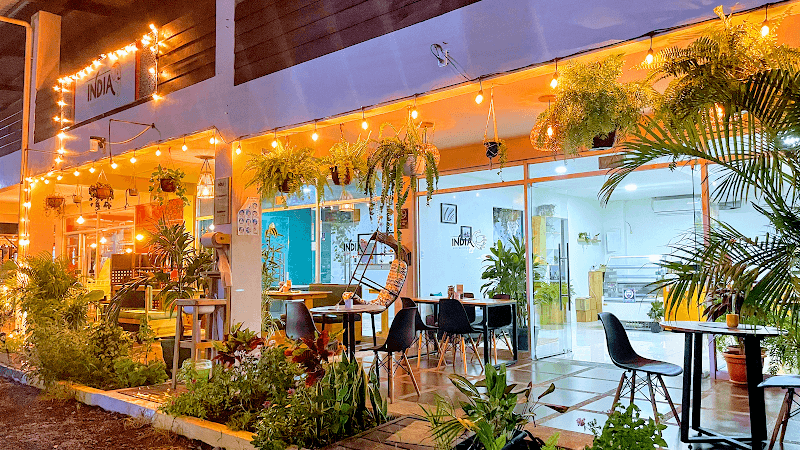 India Curry House La Fortuna