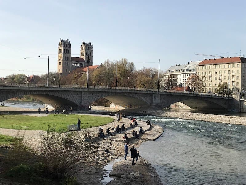 Isar River Promenade (near Reichenbachbrücke)