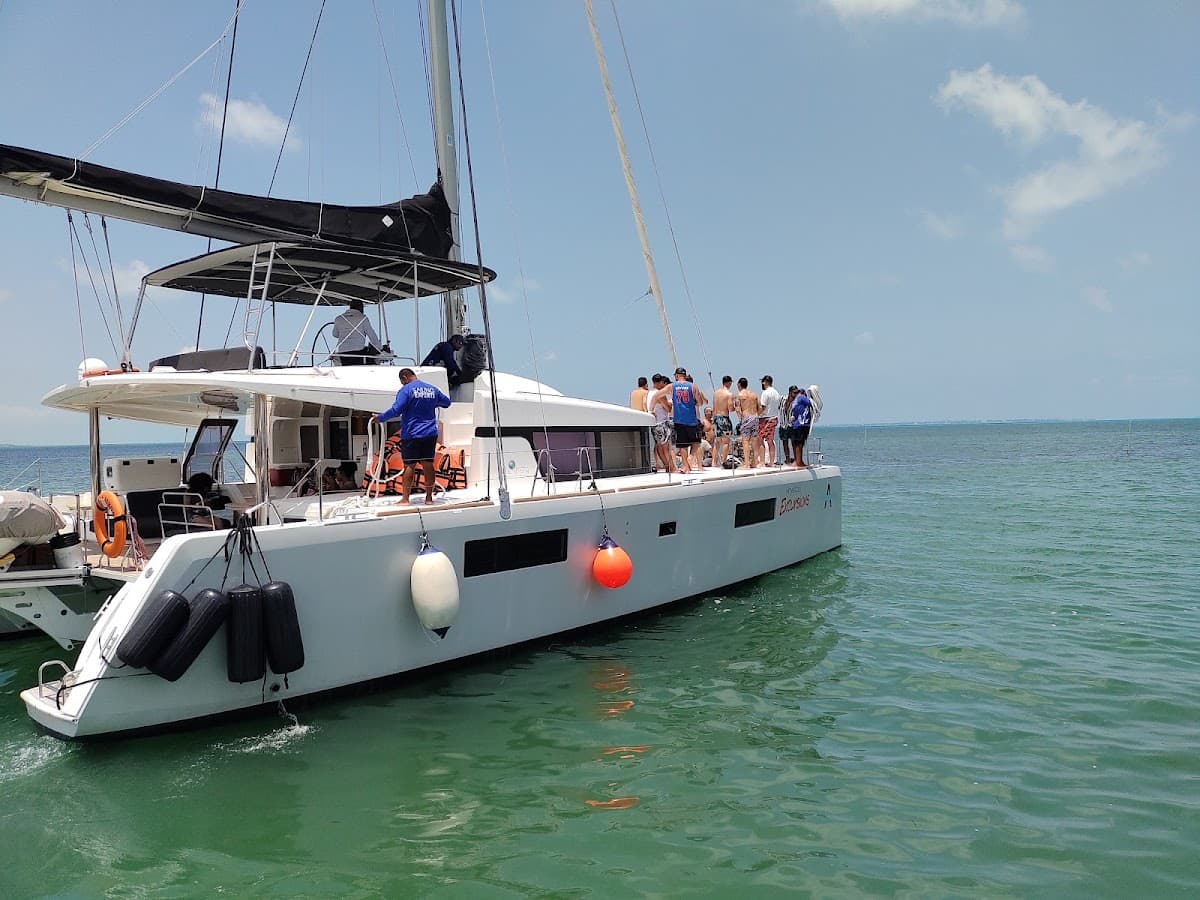 Isla Mujeres Catamaran Day Trip