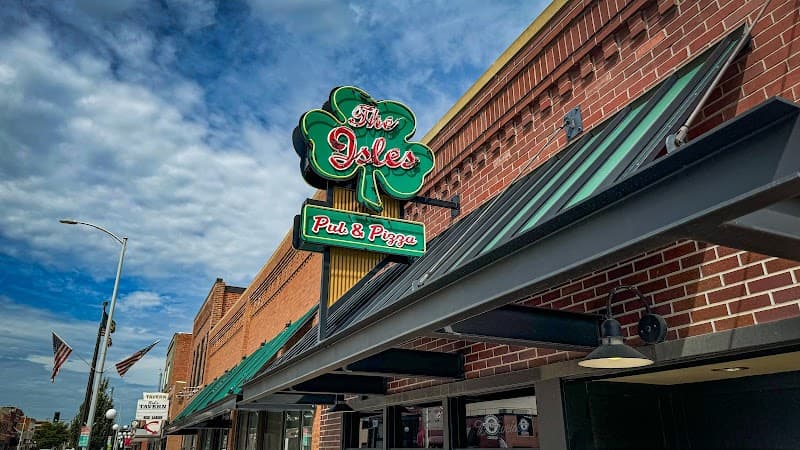 Isles Pub & Pizza (Vegetarian/Fish Picks)