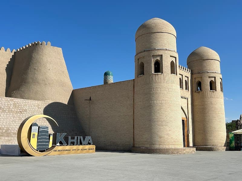 Itchan Kala City Walls & Ota Darvoza Gate Walk