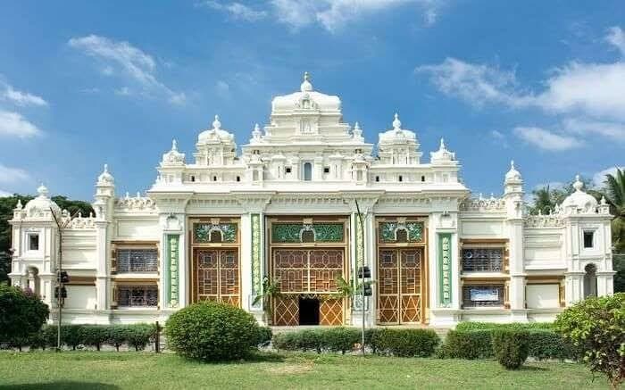Jaganmohan Palace Art Gallery