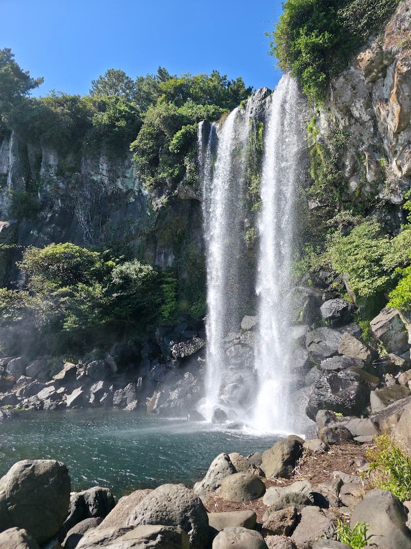 Jeongbang Waterfall & Coastal Rocks