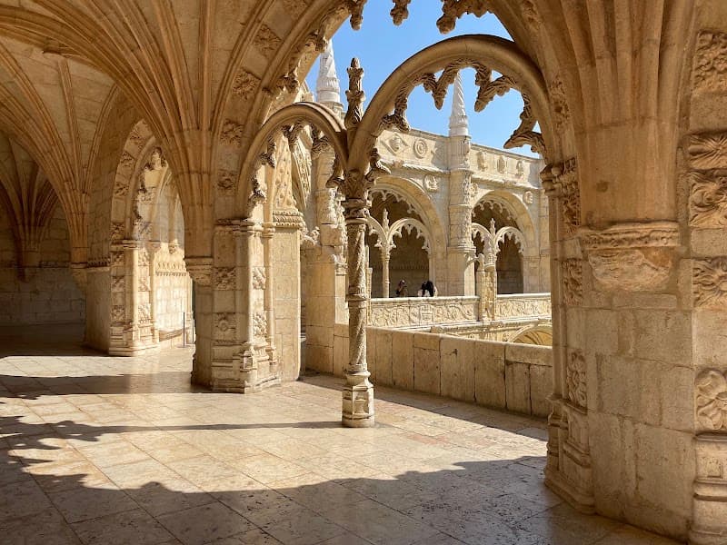 Jerónimos Monastery & Belém Monuments Walk