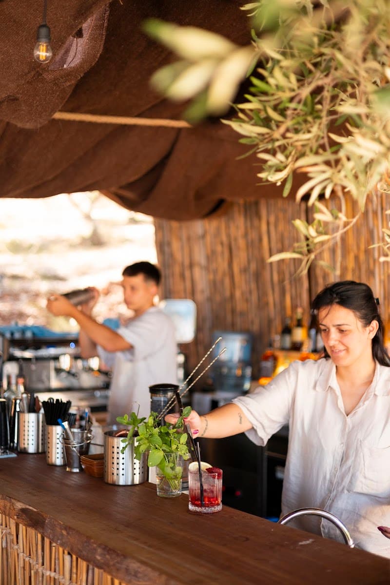 Sarandë Jungle-Sea Escape: 3 Relaxed Days on the Riviera