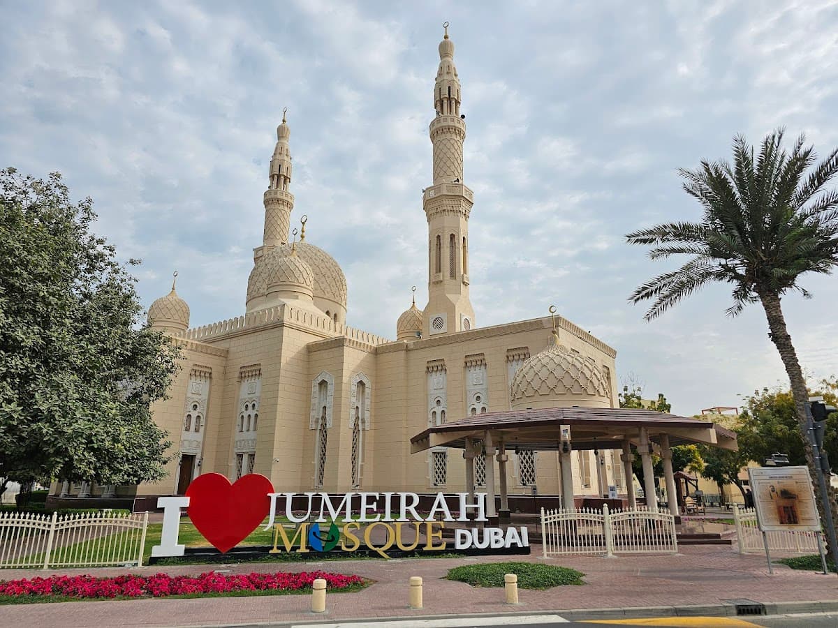 Jumeirah Mosque Tour