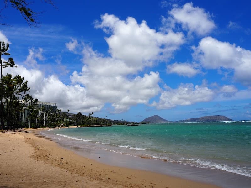 Kahala Beach & Resort Grounds