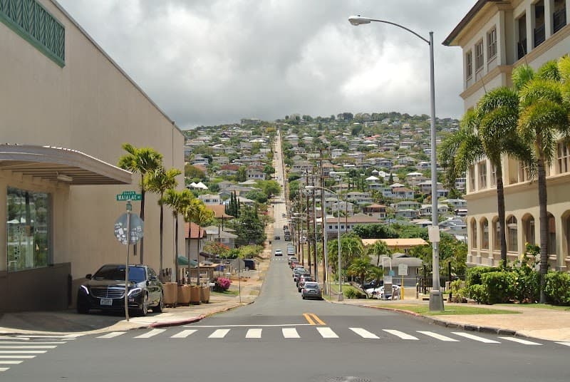 Kaimukī Neighborhood Stroll