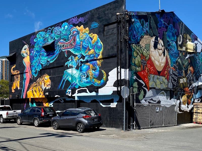 Kakaʻako Street Art & Waterfront Walk
