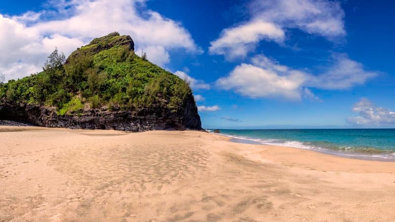 Kalalau Trail to Hanakapi’ai Beach (First 2 Miles)