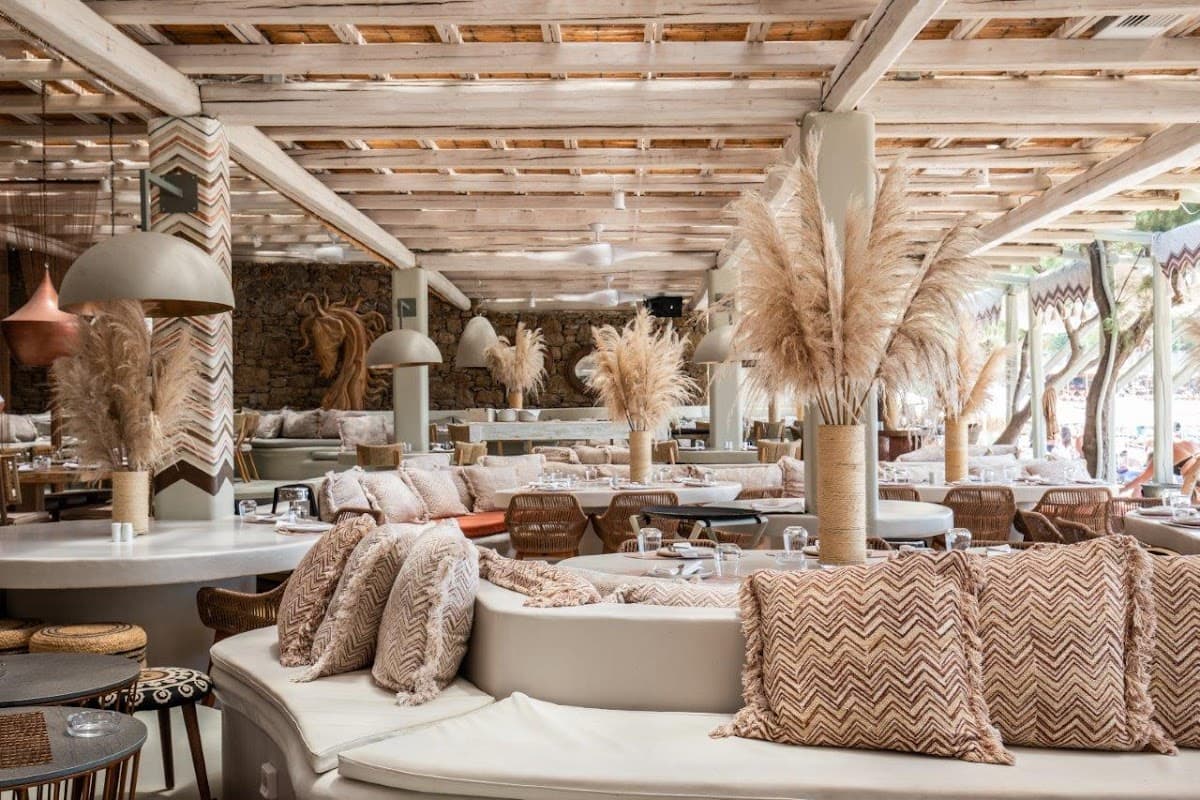 Kalua Beach Bar & Restaurant