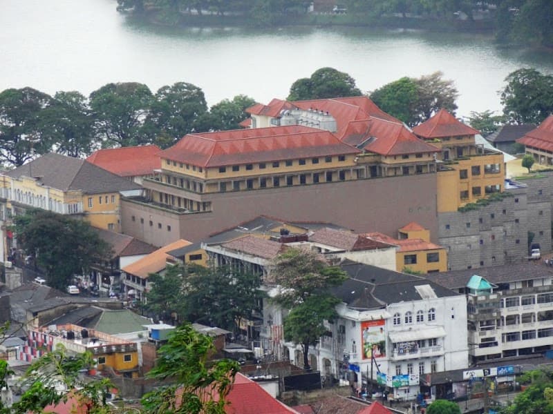 Kandy Day Trip