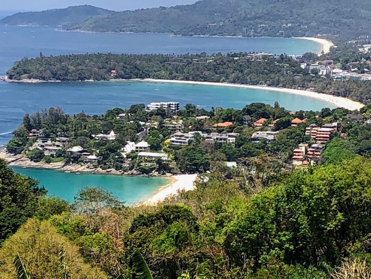 Kata Noi Beach Lounge