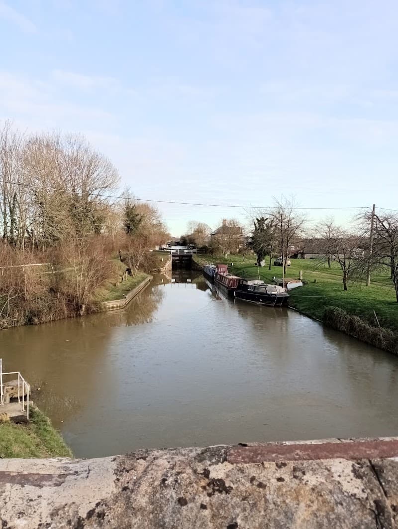 Kennet & Avon Canal Walk (Short Section)