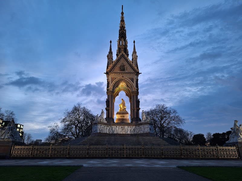 Kensington Gardens & Albert Memorial (photography highlight)