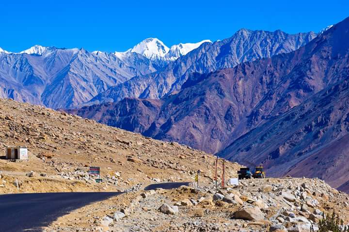Khardung La Pass