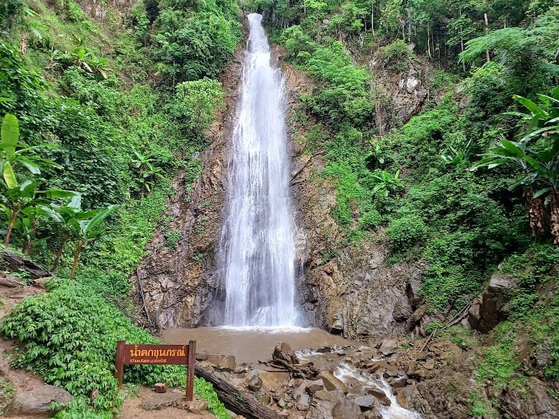 Khun Korn Waterfall (Khun Korn Forest Park)