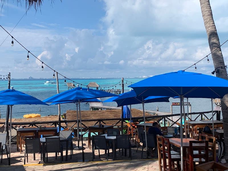 Kin Ha Beach Club