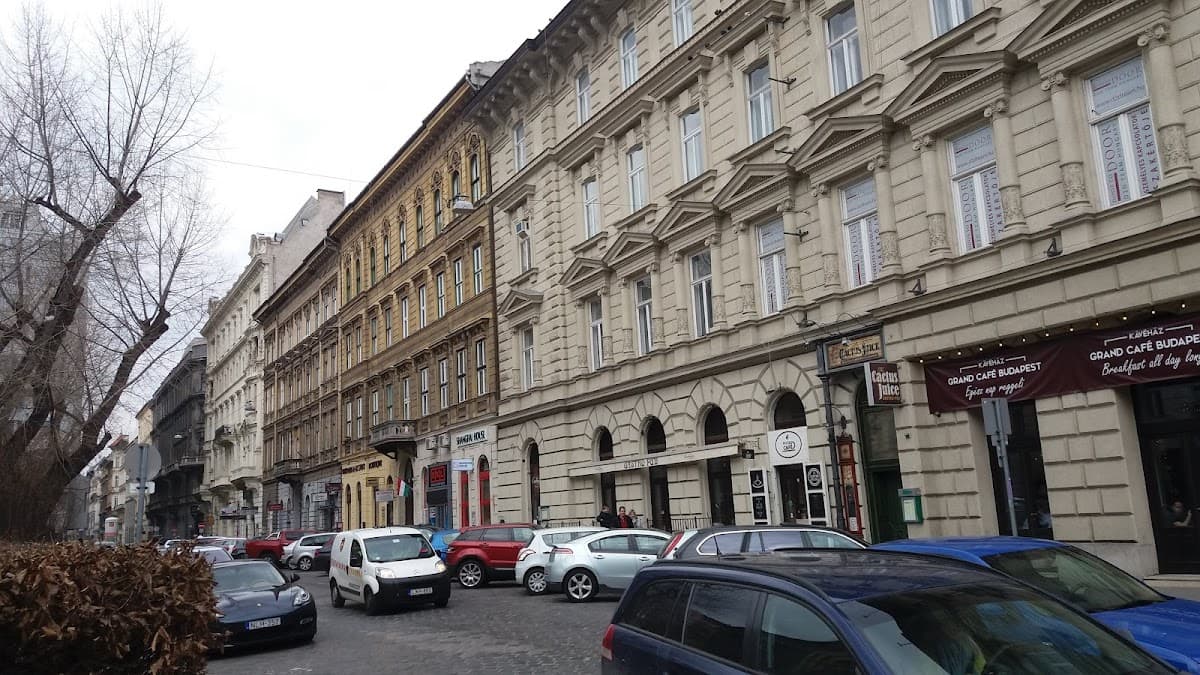 Király Utca Street Art