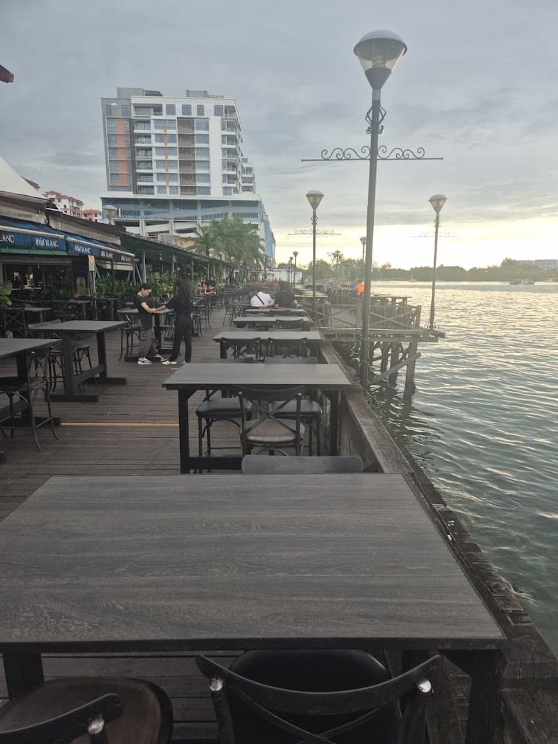Kota Kinabalu City Waterfront & Boardwalk