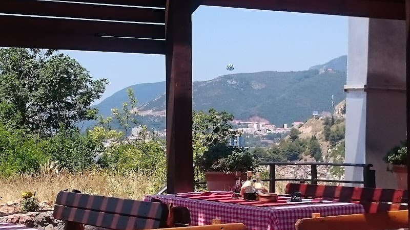 Kusta Restaurant