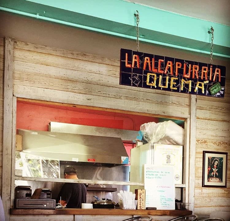 La Alcapurria Quema