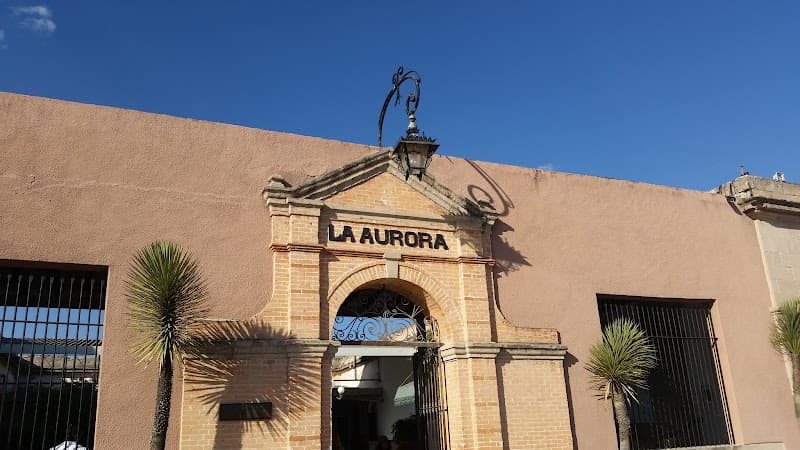 La Aurora Neighborhood Free Explore