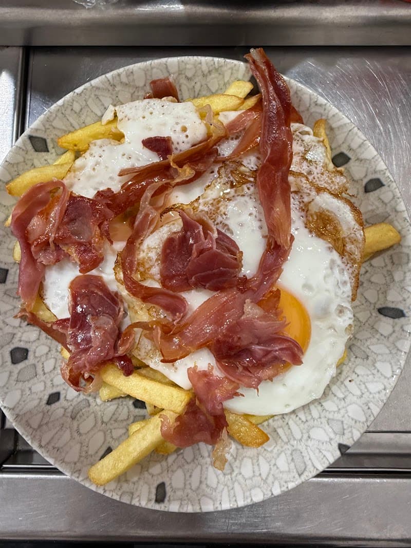 Three Catalan Nights in Barcelona: Food, Music & Wine
