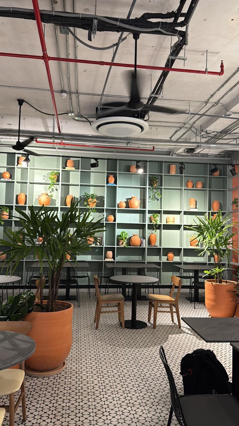 La Sanahoria Organic Café