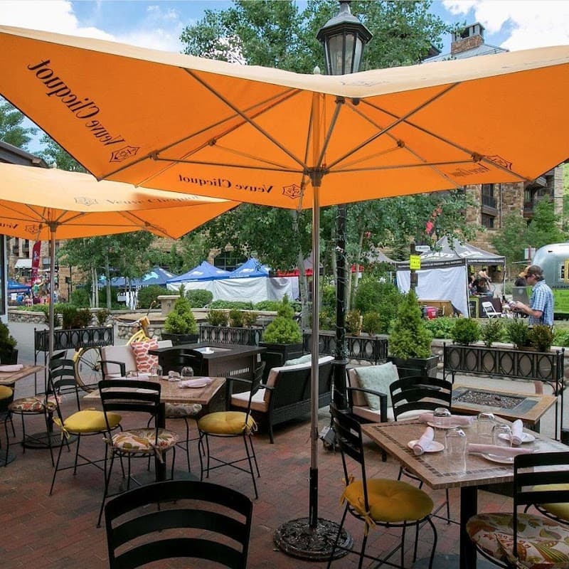 La Tour Restaurant & Bar