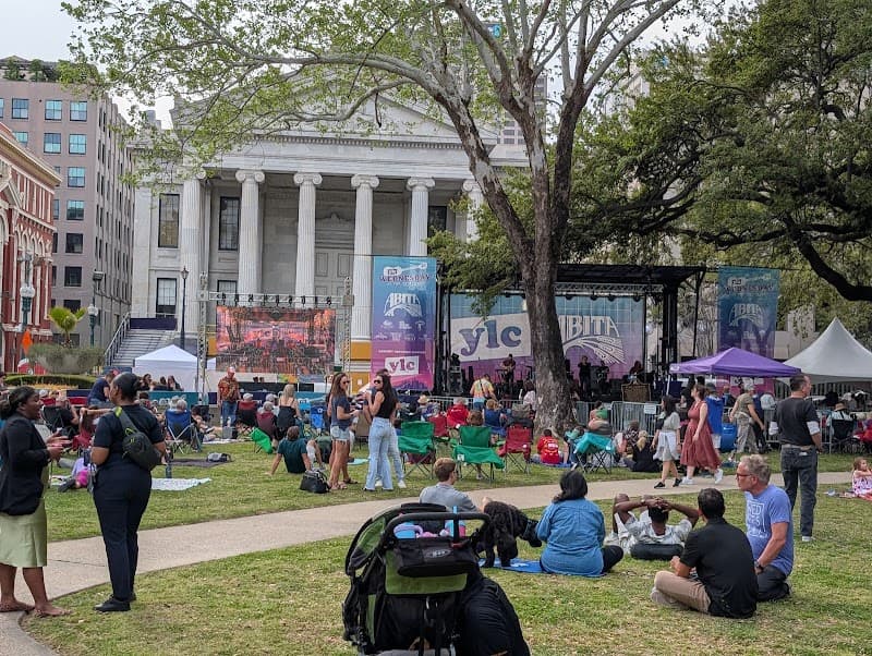 Lafayette Square & CBD Architecture Walk