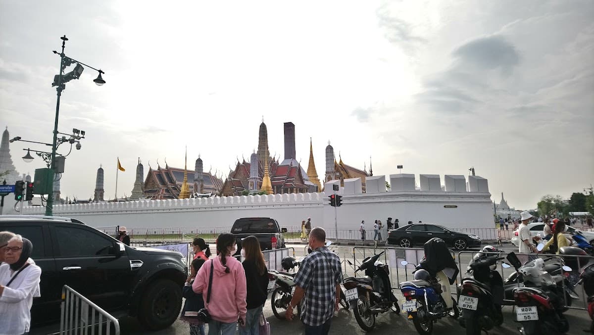 Lak Muang Noodle