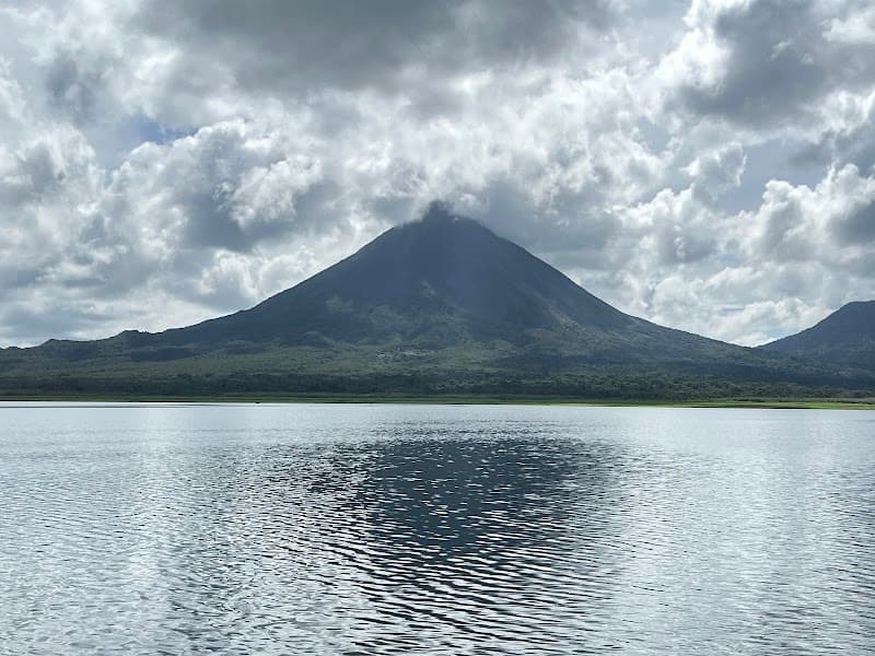 Lake Arenal Kayaking or SUP Session