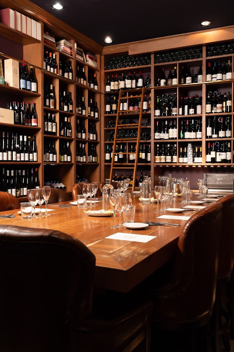 Left Bank Wine Tasting at Ô Chateau Saint-Germain Session