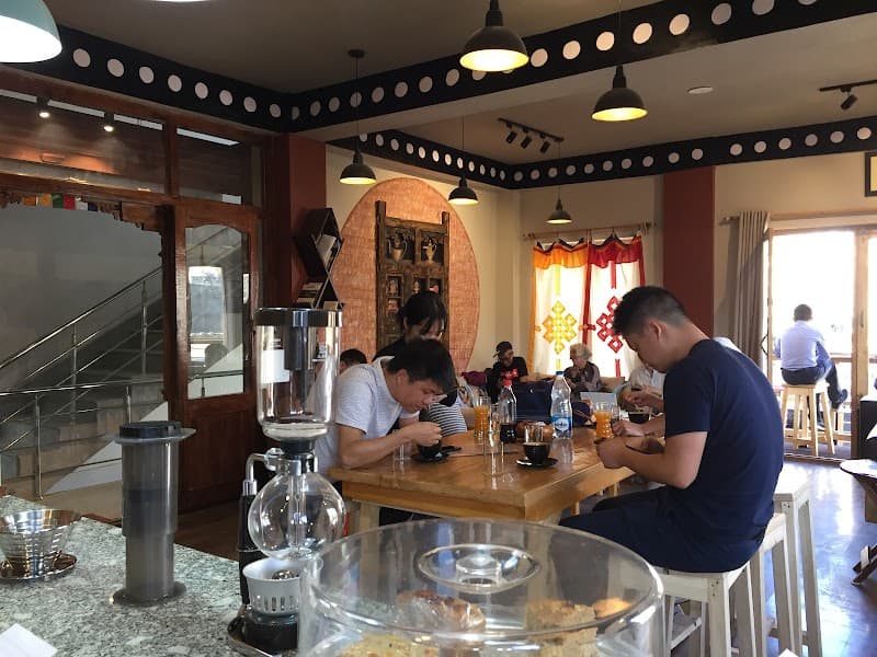 Lehvenda Café (Vegetarian-Friendly Choices)