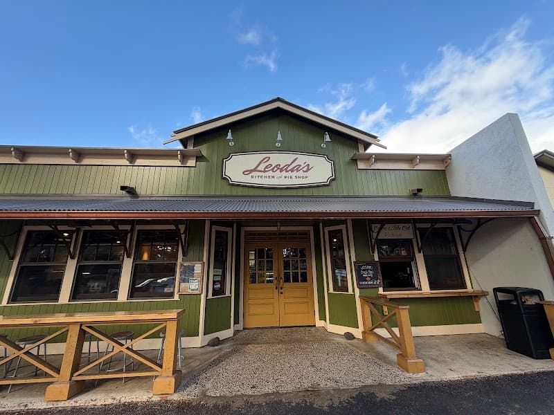Romantic Maui County Escape: Beaches, Scenic Drives & Local Flavor