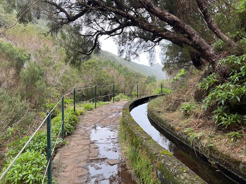 Levada das 25 Fontes