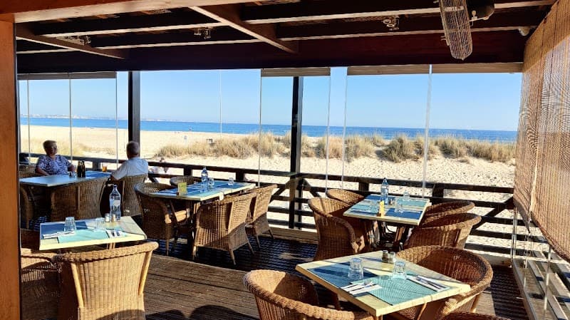 Linda The Beach Bar