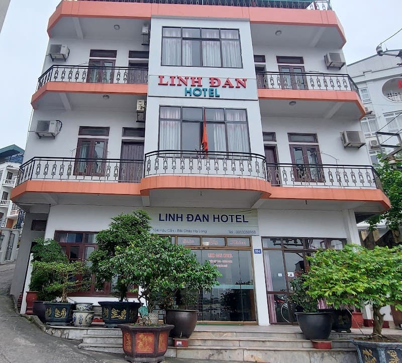 Linh Dan Restaurant (Seafood & Vegetarian)