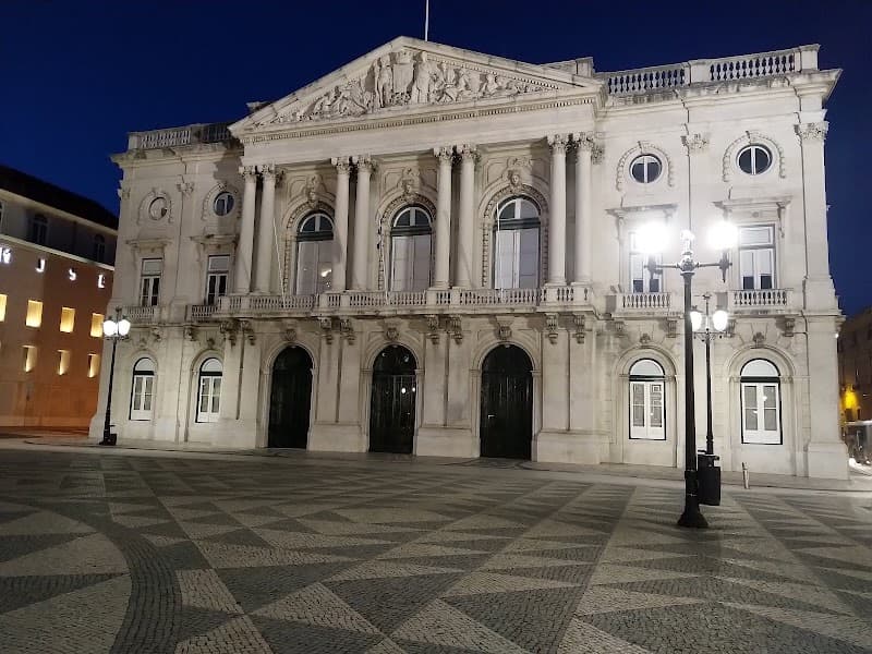 Lisbon Arsenal Suites