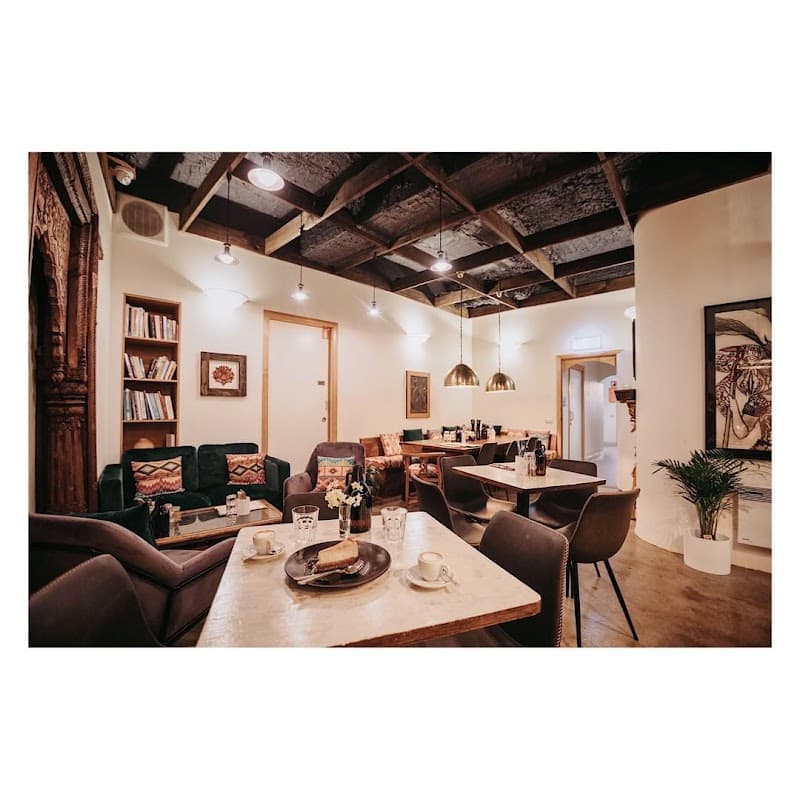 Little Lotus Cafe
