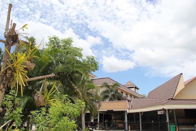 Luckswan Resort