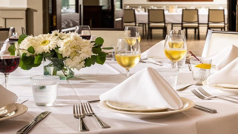 Maggiano’s Little Italy (Bridgewater Commons)