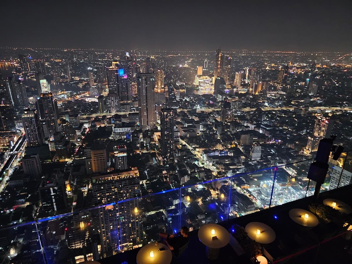 Mahanakhon Skywalk