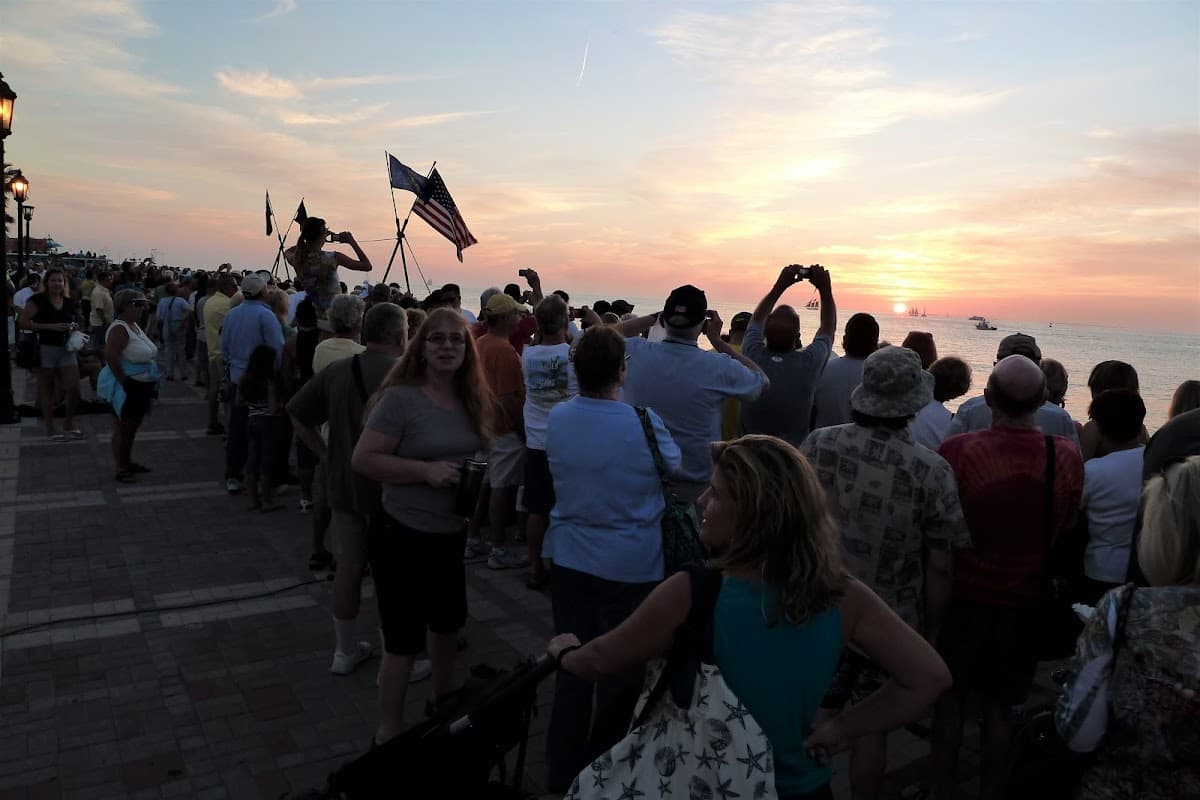 Mallory Square Sunset Celebration (daily)