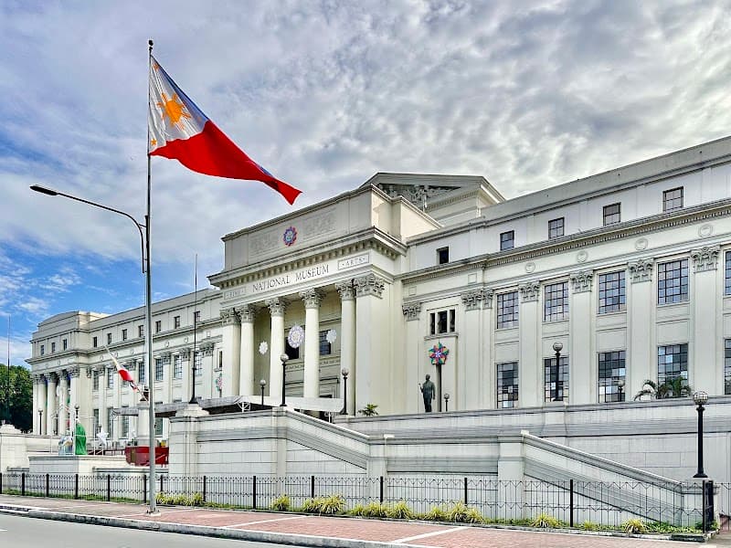 Manam Café (Rizal Park / National Museum branch)