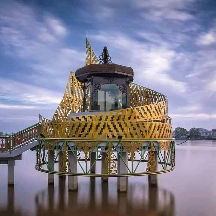 Mangrove Cafe