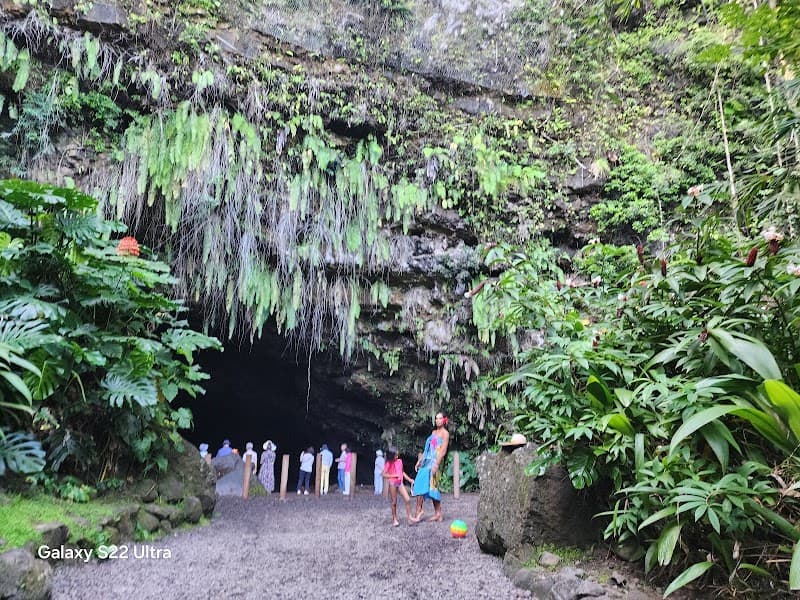Maraa Caves