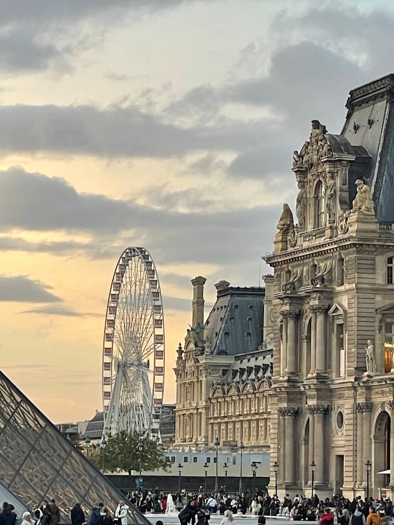 Marais District Historical Walking Tour